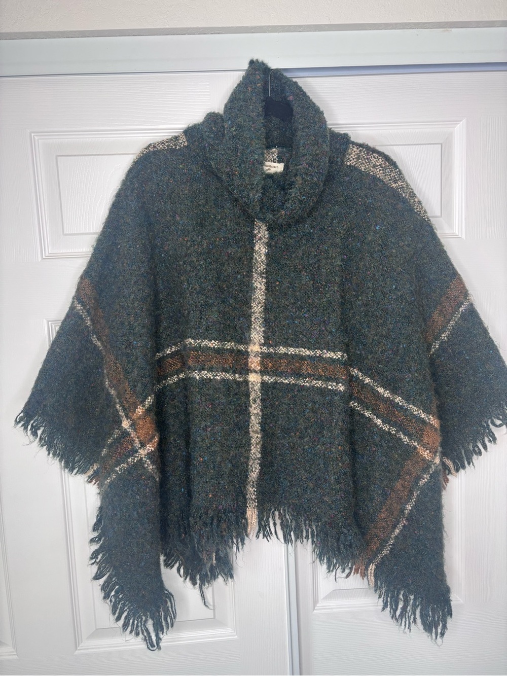 World Market Poncho Plaid Green Brown Turtleneck One Size